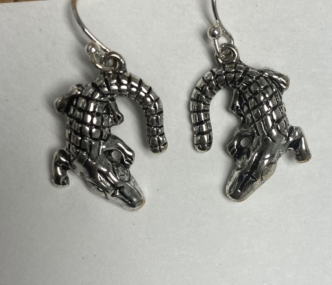 EFASA - All Silver Alligator FH Earrings